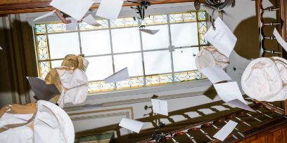 Das Jubiläums-Logo von Swiss Conservation-Restoration Campus