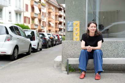 Porträtbild von Annina Tischhauser auf dem Europaplatz in Bern