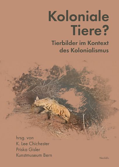 Buchcover in einem Braunton mit schwarzer Aufschrift und einem liegenden Fuchs in der Mitte.